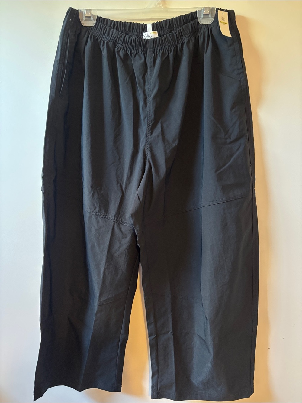 aerie Black Elastic-Waist Relaxed Capri Chinos - NWT